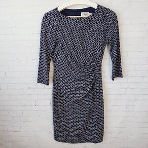 Eliza J. Jersey Knit Ruched Side Body Flattering Sheath Dress Size 2 Navy Print